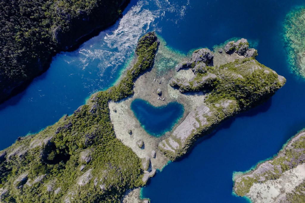 View Pulau Misool, Papua Barat